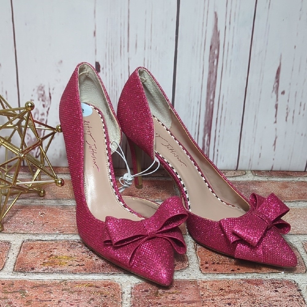 Betsey Johnson Pink Fuchsia Glitter Bow Holiday Festive High Heels Women's 9 NWT